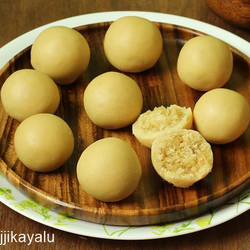 Kova Ladoo Recipe | Kobbari Kova Kajjikayalu | Kova Coconut Ladoo Recipe