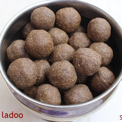 Ragi Laddu