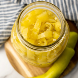 Easy Pickled Banana Pepper Rings