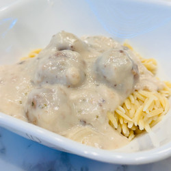 Parmesan Meatballs In Mozzarella Basil Cream Sauce