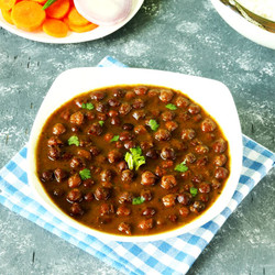 Kala Chana Recipe (Black Chickpeas Curry)