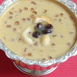 Javvarisi Payasam Recipe (Sabudana Payasam)