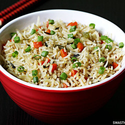 Veg Fried Rice Recipe (Vegetable Fried Rice)