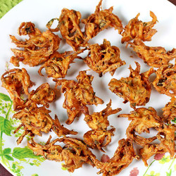 Pakodi Recipe | Onion Pakora Recipe | South Indian Style Onion Pakoda