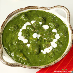 Palak Chicken (Chicken Spinach Curry)