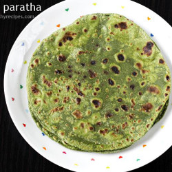 Palak Paratha (Spinach Paratha)