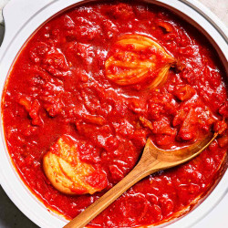 Tomato Sauce With Onion And Butter