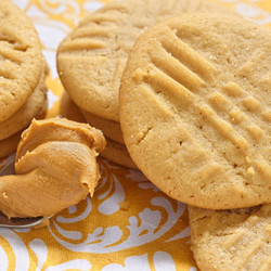 3 Ingredient Peanut Butter Cookies