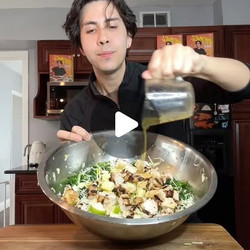 Crunchy Kale Salad