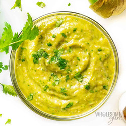 Avocado Salsa Verde (easy &amp; Creamy!)