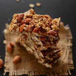 Healthy 5-ingredient Granola Bars