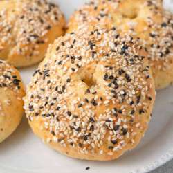High Protein Cottage Cheese Bagels