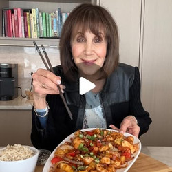 Rose Reisman&apos;s Copycat Sweet And Sour Chicken