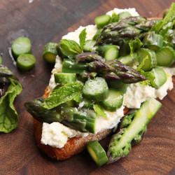 Asparagus Tartine With Ricotta And Mint Recipe