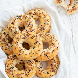 2 Ingredient Keto Bagels