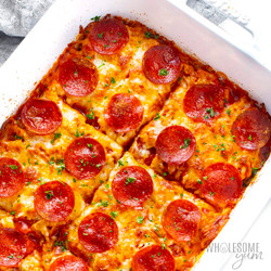 Pizza Casserole (easy, 5 Ingredients!)