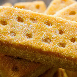 Gordon Ramsay&apos;s Lemon Shortbread