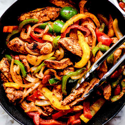 The Best Easy Chicken Fajitas