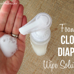 Homemade Foaming Cloth Diaper Wipe Solution