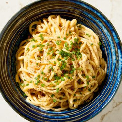 Garlic Noodles