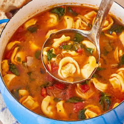 Joanna Gaines’ One-pot Tortellini Soup