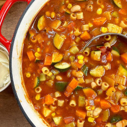 Loaded Vegetable Minestrone Soup