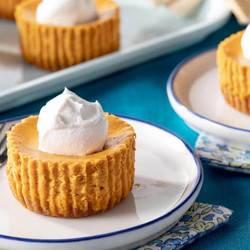 Mini Pumpkin Cheesecakes