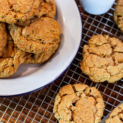 Brown Butter Oatmeal Cookies