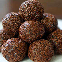Brigadeiros (brazilian Chocolate Truffles)