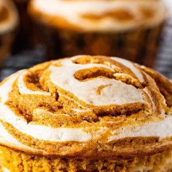 Pumpkin Cream Cheese Swirl Muffins