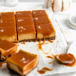 Caramel Pumpkin Cheesecake Bars