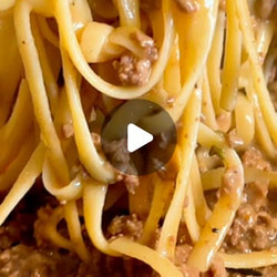 Tagliatelle Al Ragù Bianco