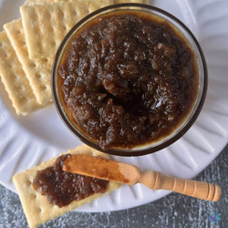 Slow Cooker Maple Onion Jam