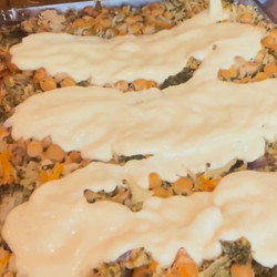 Cheesy Vegan vegetable Rice bake