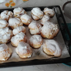 Limoncello Cream Puffs