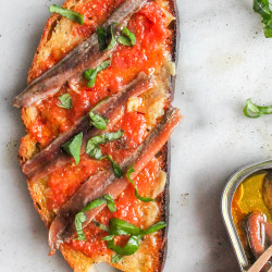 Garlic Confit Pan Con Tomate With Anchovies