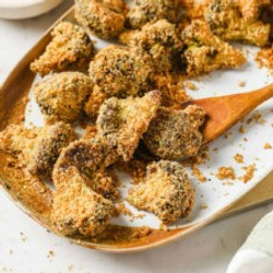 Crispy Parmesan Broccoli Bites