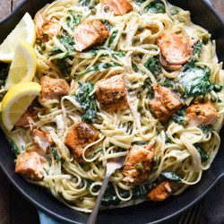 The Best Creamy Salmon Pasta