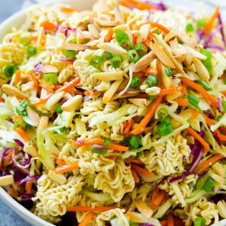 (Drea to try) (Lunch) Ramen Almond Salad w/ Grilled Chicken