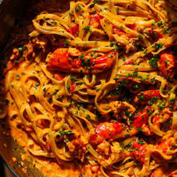 Creamy Spicy Lobster Pasta