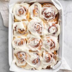 Copy of Homemade Cinnamon Rolls (soft + Fluffy!)
