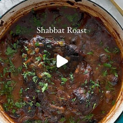 Mouthwatering Shabbat Roast With Flavorful Mushrooms