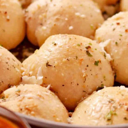 Pizza Balls | Easy Stuffed Pizza Bites