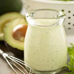 Avocado Ranch Dressing – Low Carb, Gluten Free