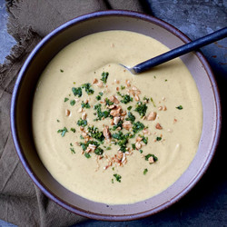 Curry Coconut Cauliflower Soup