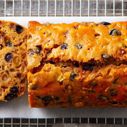 Fruit Cake With Creamy Twist