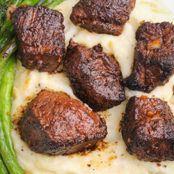 Garlic Butter Steak Bites With Parmesan Cream Sauce